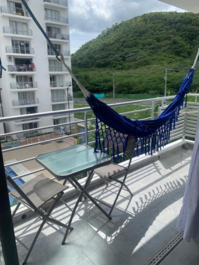 Aqualina Green Girardot